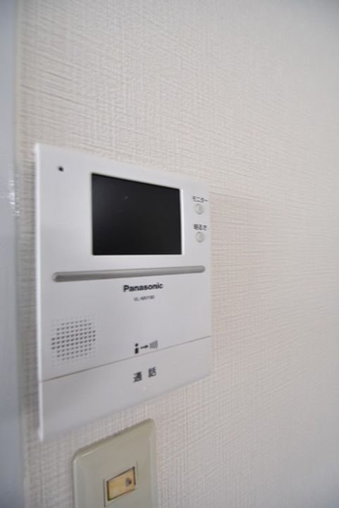 Y’z B.L.D緑井の内装