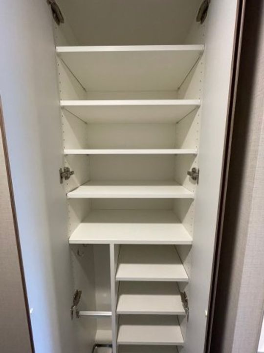 東京都葛飾区西亀有2(マンション)の賃貸物件の玄関