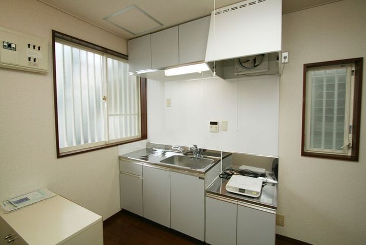 神奈川県小田原市蓮正寺(アパート)の賃貸物件のキッチン