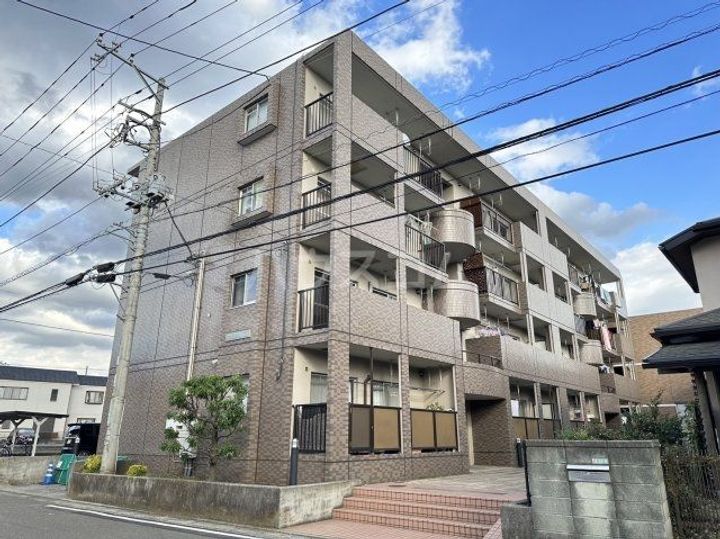 グランディール大和の外観