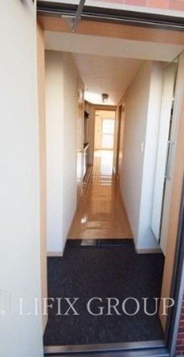 グランアルブルの玄関