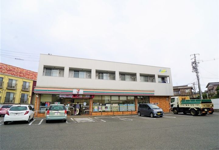 ジュネスIIIの周辺