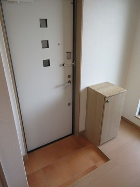 大阪府大阪市福島区野田2(アパート)の賃貸物件の玄関