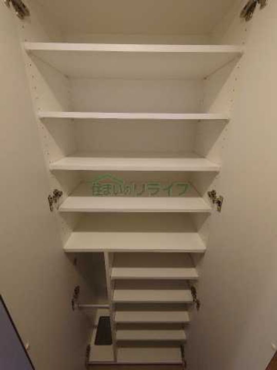 コンフォリア・リヴ木場の内装