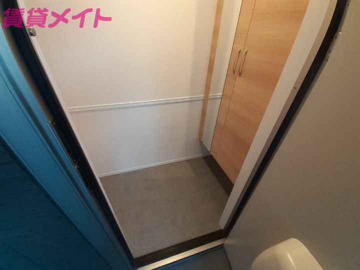 エクセルームK-IIIの玄関