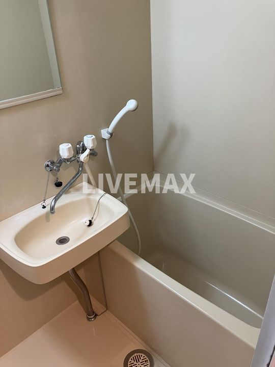 リクレイシア西麻布II番館の風呂