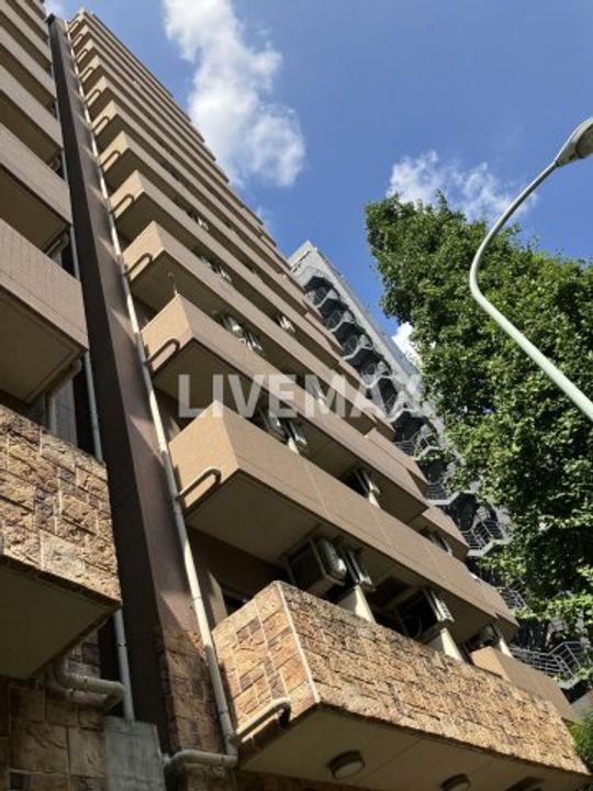 リクレイシア西麻布II番館の外観