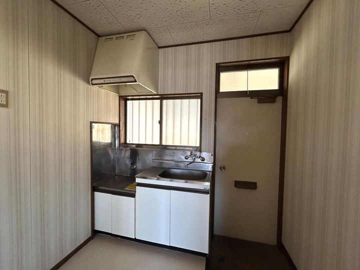 コーポ宇田川の玄関