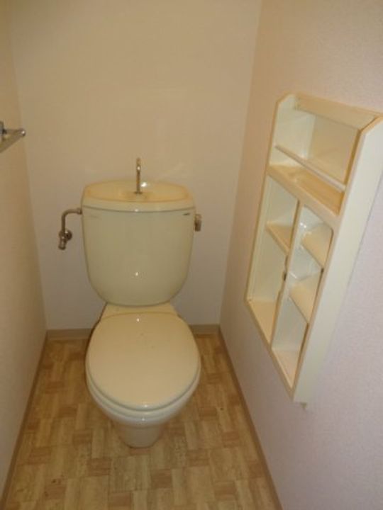 ハイツ南条の内装