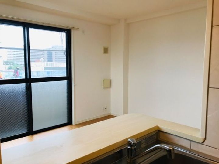 グレーシア水前寺の居間