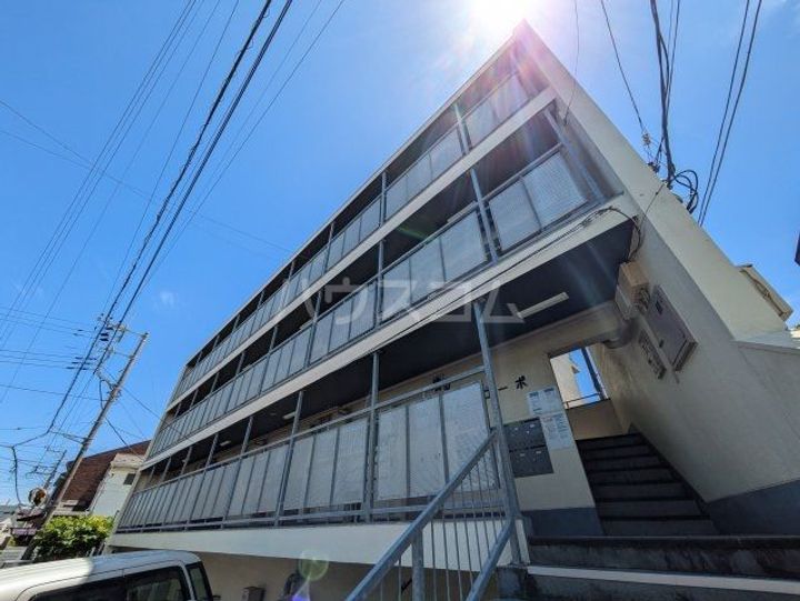 鵠沼コーポの外観
