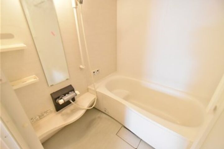 神奈川県海老名市さつき町(アパート)の賃貸物件の風呂