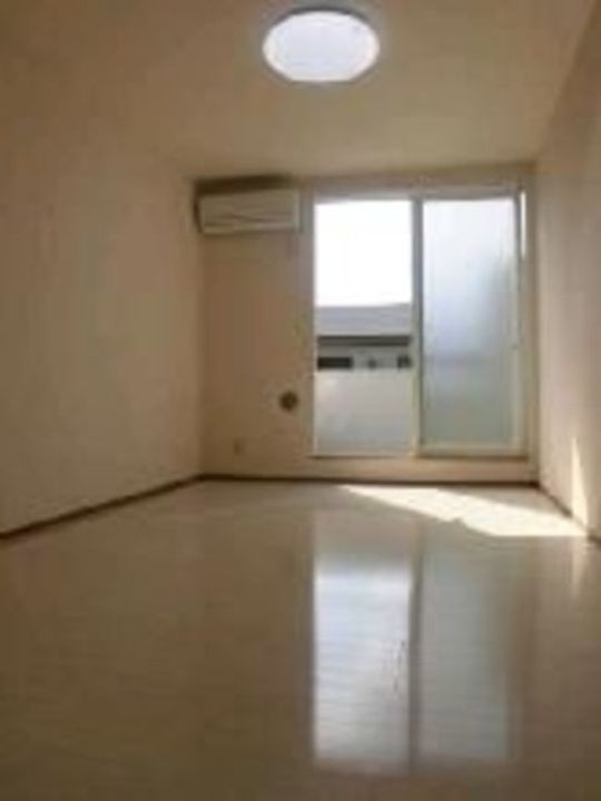 神奈川県相模原市中央区横山6(アパート)の賃貸物件の居間