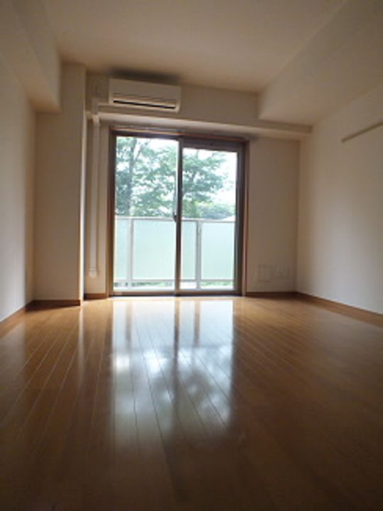 東京都三鷹市北野1(マンション)の賃貸物件の居間