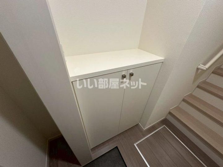 メゾンT・Sの玄関