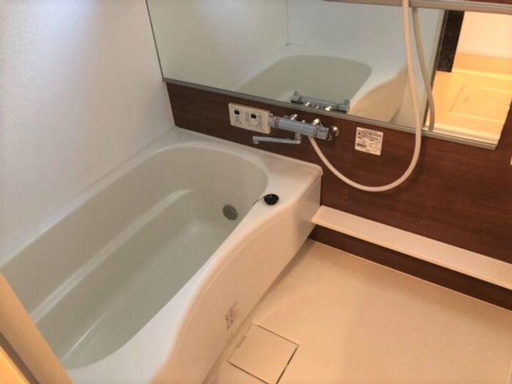 セジュールピア皆実の風呂