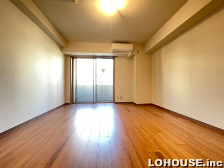 東京都港区三田3(マンション)の賃貸物件の居間