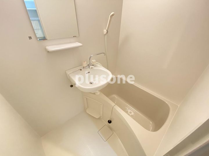 ルミエール花園IIの風呂