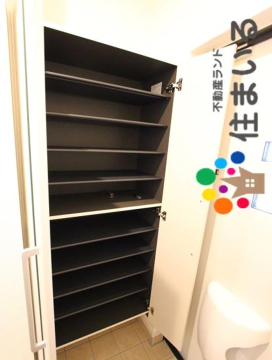 愛知県東海市名和町後酉(アパート)の賃貸物件の玄関