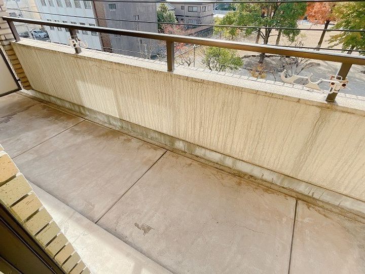 日宝グランディ中島の内装