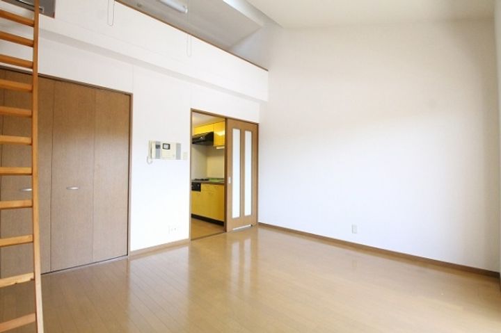 アンバサダの居間