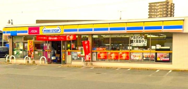 ラフィーネの周辺