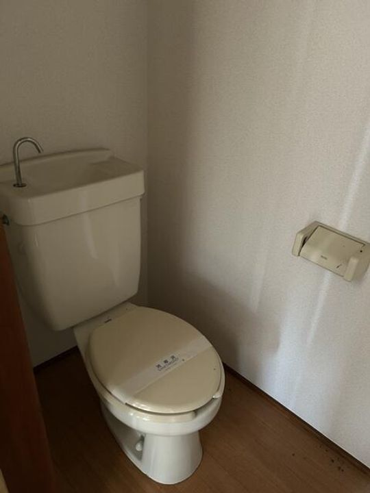 ハイツタウゼントAの内装