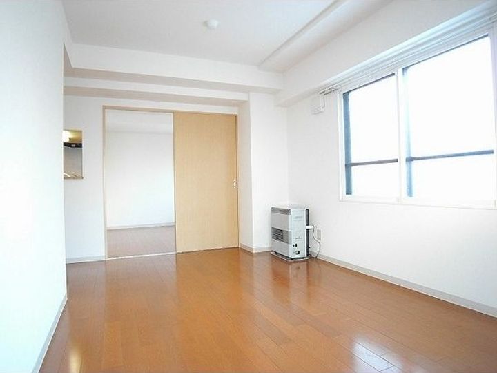 北海道札幌市東区北十五条東7(マンション)の賃貸物件の居間