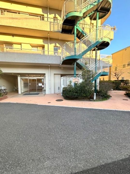 東京都台東区根岸5(マンション)の賃貸物件の周辺