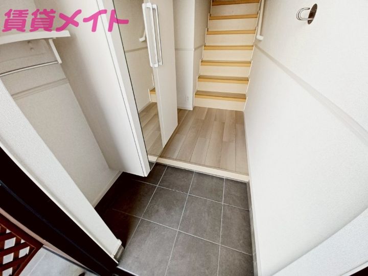 ベルメゾン シャトン IIの玄関