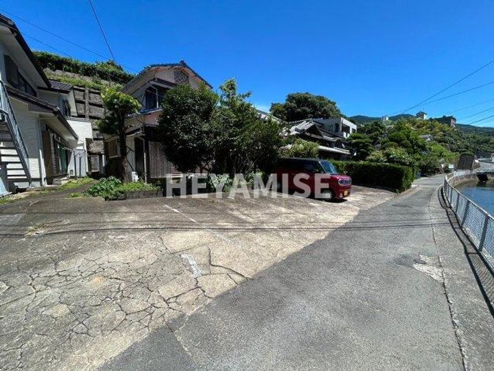 丸幸ビルの地図