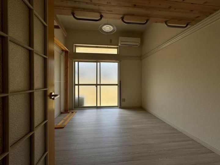 ラポール青江の内装