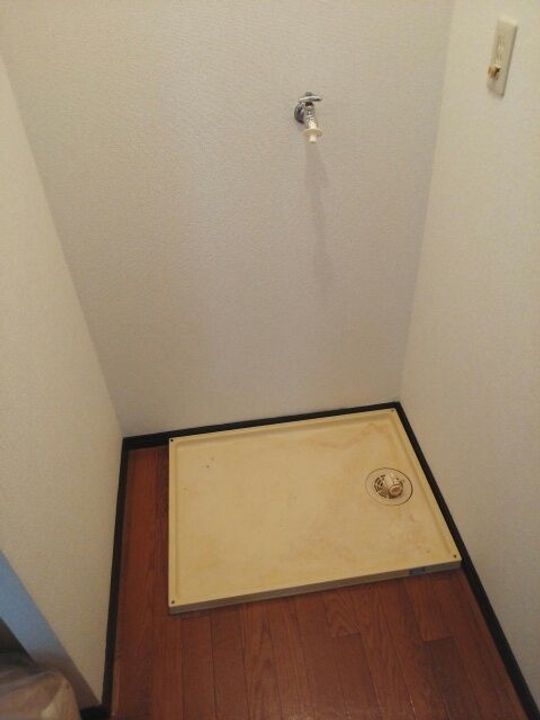 シャルマン芳川の内装