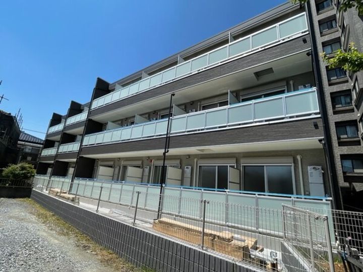 ヴィラ鳩ヶ谷の外観