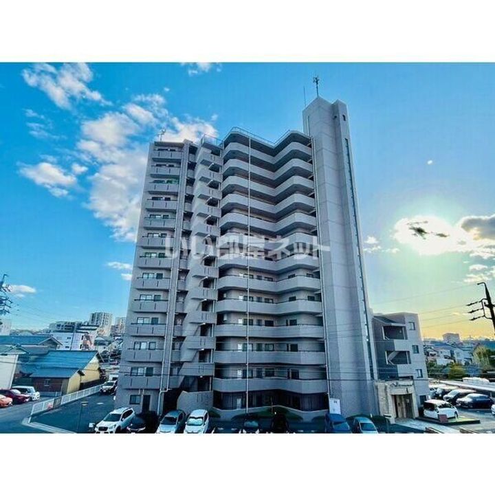 ヴィアーレマルフク南館の地図