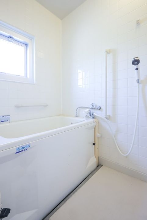 UR鶴山台の風呂