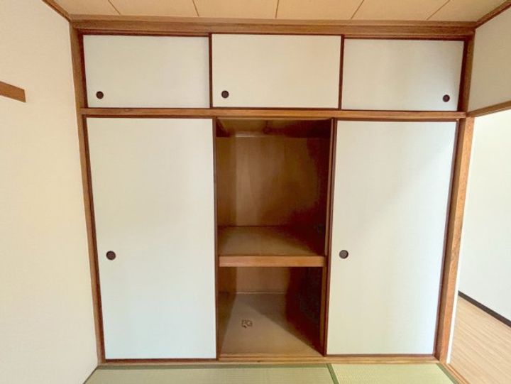 ハマハイツの内装