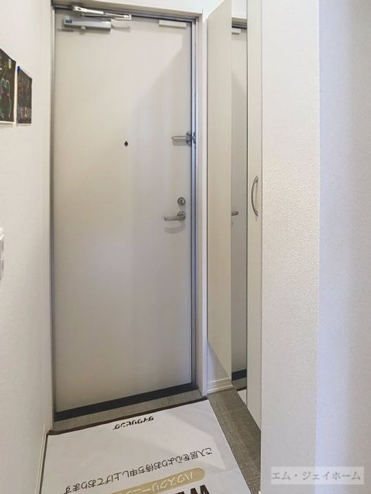 滋賀県東近江市八日市松尾町(アパート)の賃貸物件の玄関