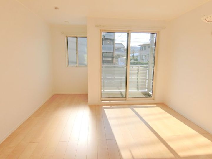 東京都小平市小川町2(アパート)の賃貸物件の居間