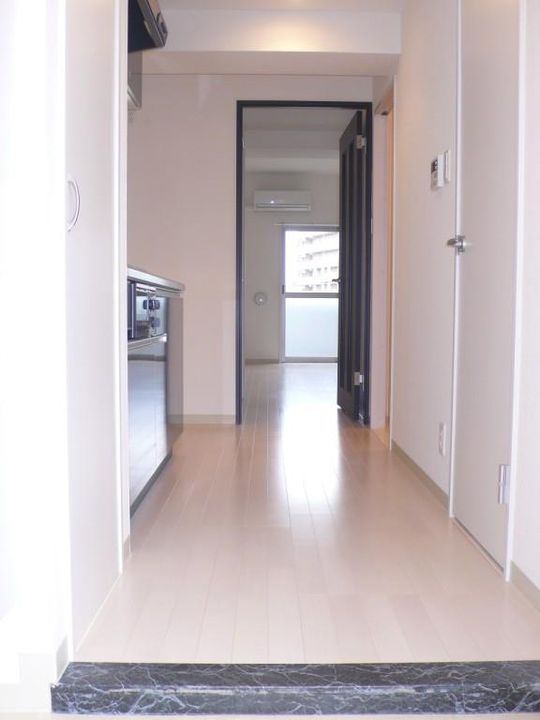 オズ レーベルの玄関