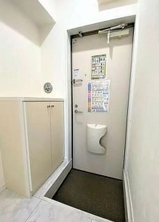 神奈川県横浜市神奈川区三ツ沢中町(アパート)の賃貸物件の玄関