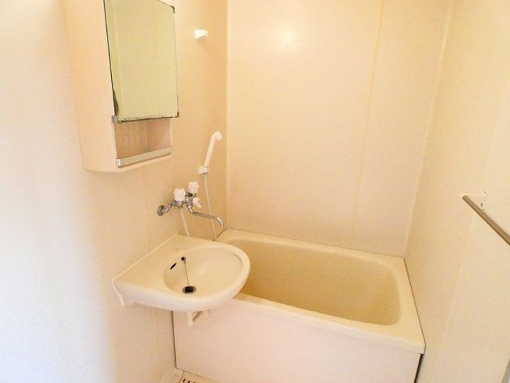 ビバライフ千代町の風呂