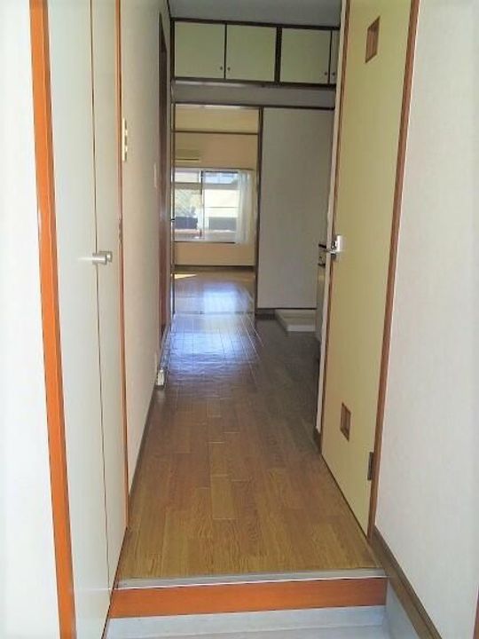 東京都八王子市大塚(アパート)の賃貸物件の玄関