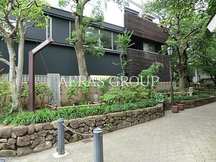 コスモ谷中の周辺