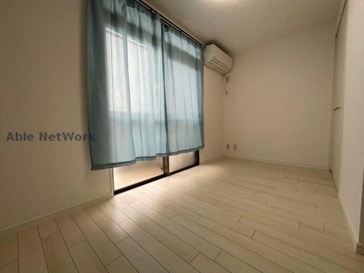 ファミール伊藤Aの居間