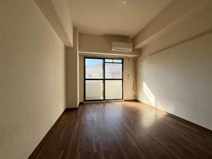 静岡県浜松市中央区海老塚1(マンション)の賃貸物件の居間