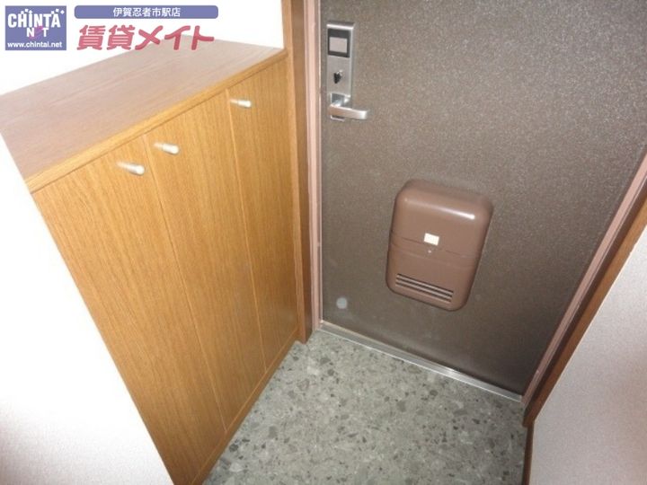 夢ぽりすマキの玄関