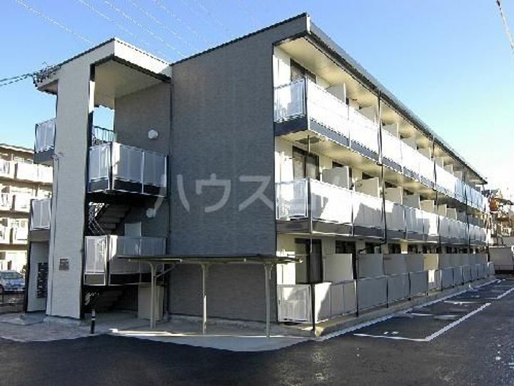 レオパレスMotionBlueの外観