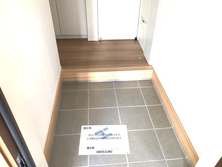 埼玉県川口市鳩ヶ谷本町1(一戸建)の賃貸物件の玄関