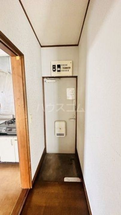 第2スカイコーポの玄関